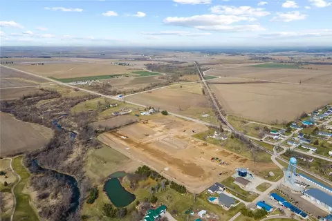 101 Meadow Dr, Shellsburg, IA 52332