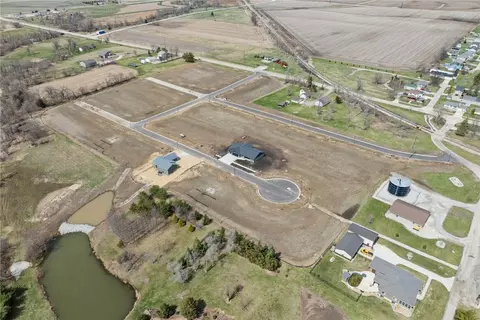 105 Meadow Dr, Shellsburg, IA 52332 photo 4