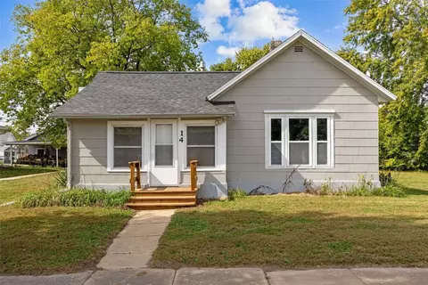 14 Ely St, Walker, IA 52352 photo 1