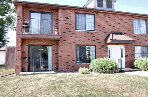 4551 Maureen Dr #33, Cedar Rapids, IA 52403