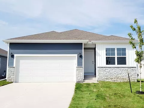 12 Verbena Ln SW, Cedar Rapids, IA 52404