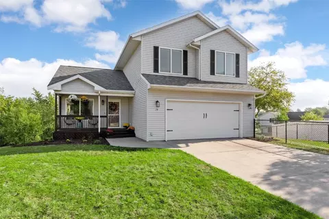 74 Andrea Ct, Iowa City, IA 52246