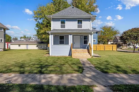 1442 4th Ave SE, Cedar Rapids, IA 52403