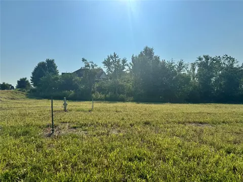 3193 Eight Bells Dr, Marion, IA 52302