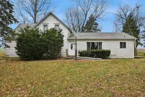 2356 Hwy 21, Dysart, IA 52224