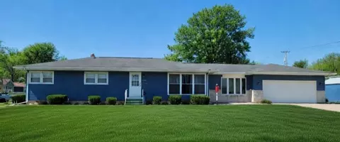 1210 North Ave, Tipton, IA 52772