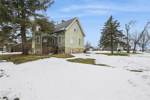 205 2nd Ave, Atkins, IA 52206