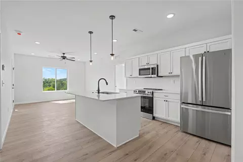 4428 Deer Creek Rd #305, Iowa City, IA 52246