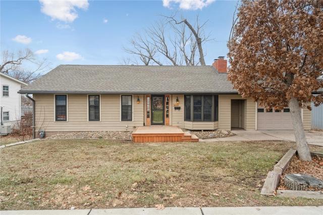 3824 Wenig Rd NE, Cedar Rapids, IA 52402 | MLS# 2600335 | 37 Photos ...