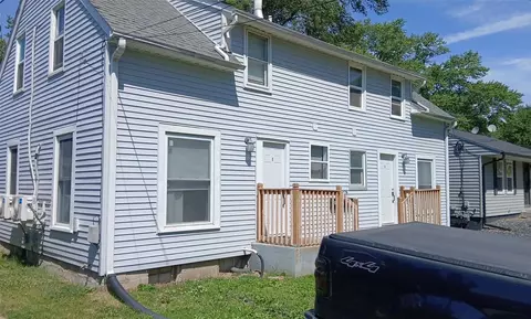 1011 Hudson Ave, Iowa City, IA 52246