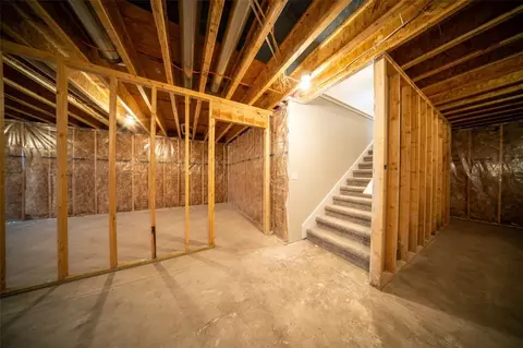 608 Wallgate Ave, Waterloo, IA 50701 photo 32