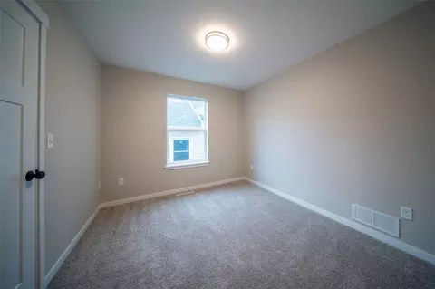 608 Wallgate Ave, Waterloo, IA 50701 photo 25