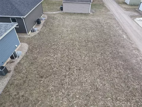 608 Wallgate Ave, Waterloo, IA 50701 photo 8