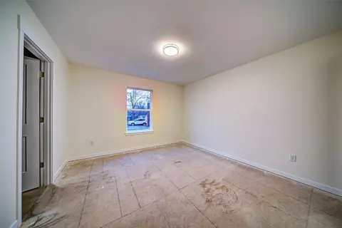 610 Wallgate Ave, Waterloo, IA 50701 photo 21