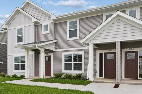 7023 Harlan Eddy Dr SW, Cedar Rapids, IA 52404