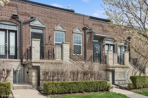 1753 Foster Rd, Iowa City, IA 52245