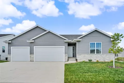 1359 Cedar Springs Dr, Marion, IA 52302