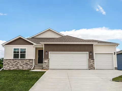 3709 Rueben Dr, Marion, IA 52302