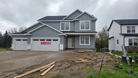 233 Mccarran Ave NE, Cedar Rapids, IA 52402