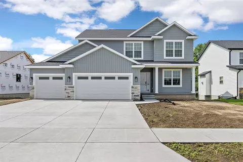 233 Mccarran Ave NE, Cedar Rapids, IA 52402