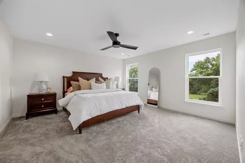 Bedroom - 233 Mccarran Ave NE, Cedar Rapids, IA 52402 photo 1 of 4