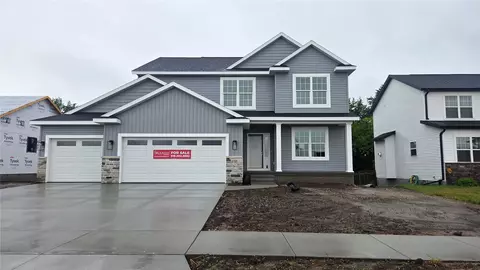 233 Mccarran Ave NE, Cedar Rapids, IA 52402