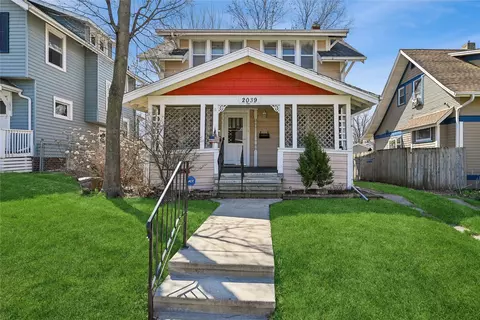 2039 Park Ave SE, Cedar Rapids, IA 52403