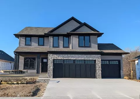3073 Ridgeview Cir, Coralville, IA 52241