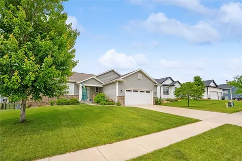 800 Bowhunter, Marion, IA 52302