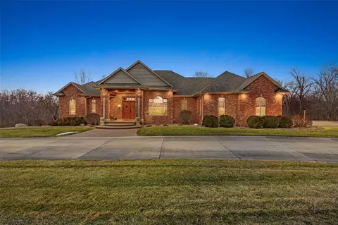 2101 Blue Heron Dr, Springville, IA 52336