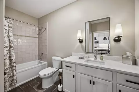 Bath - 1500 Main St #200, Ely, IA 52227 photo 3 of 3