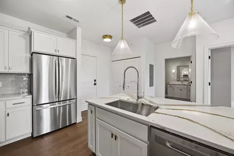 Kitchen - 1500 Main St #201, Ely, IA 52227 photo 5 of 5