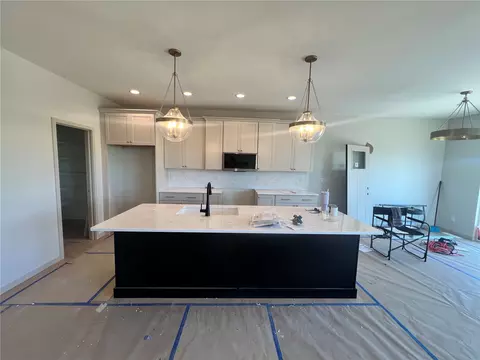 7515 Country Ridge Dr NW, Cedar Rapids, IA 52405