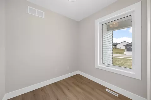 Other - 717 Pointer Cir, Center Point, IA 52213 photo 8 of 14