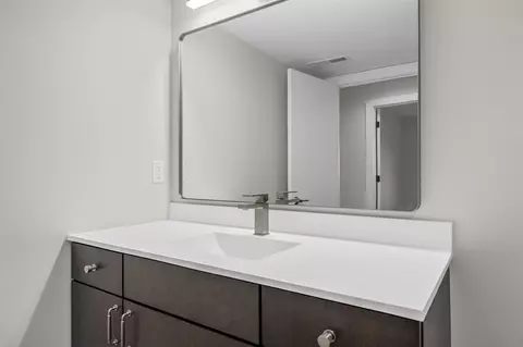 Bath - 717 Pointer Cir, Center Point, IA 52213 photo 8 of 8
