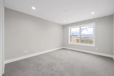 Bedroom - 717 Pointer Cir, Center Point, IA 52213 photo 1 of 6