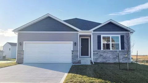 608 Ella Ave, Tiffin, IA 52340