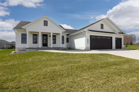 5036 Elderton Dr, Marion, IA 52302