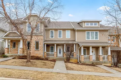 922 Ryan Ct, Iowa City, IA 52246