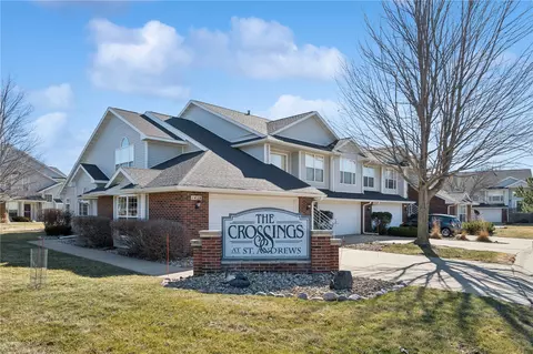 1426 Crossings Ct NE, Cedar Rapids, IA 52402
