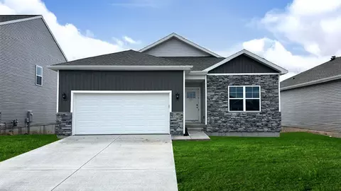 3457 Craven Dr, Coralville, IA 52241