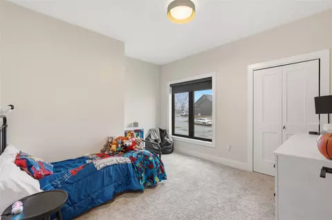 Bedroom - 6720 Caldwell Ln NE, Cedar Rapids, IA 52411 photo 3 of 5