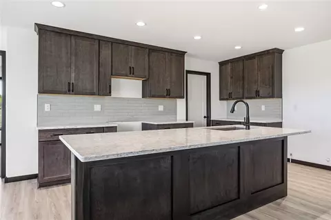 3008 Teton St SW, Cedar Rapids, IA 52404