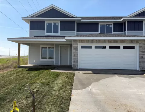 1625 Mitchell Pl, Coralville, IA 52241