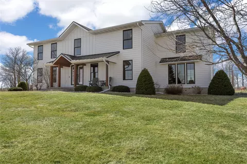 3138 Springville, Springville, IA 52336