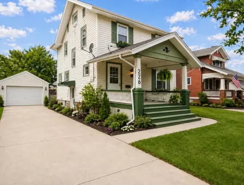 226 Johnson Ave, Cedar Rapids, IA 52405