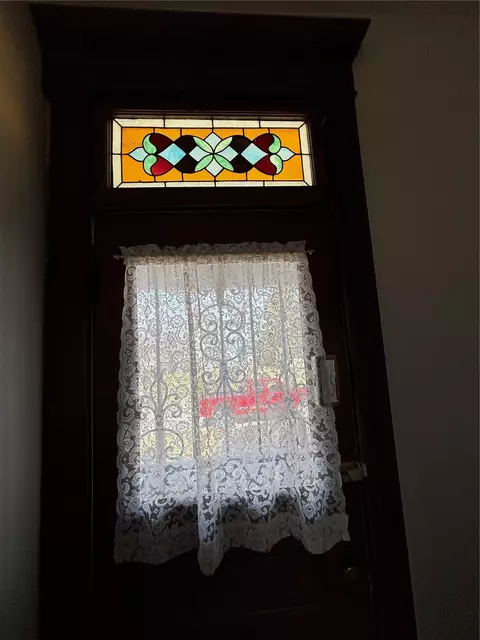 Entry Way - 212 E 9th St, Vinton, IA 52349 photo 3 of 3