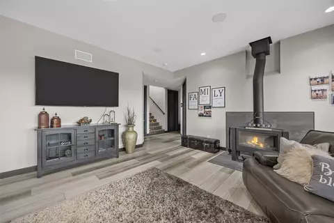 Living - 7505 Blairs Ferry Rd, Cedar Rapids, IA 52411 photo 7 of 7