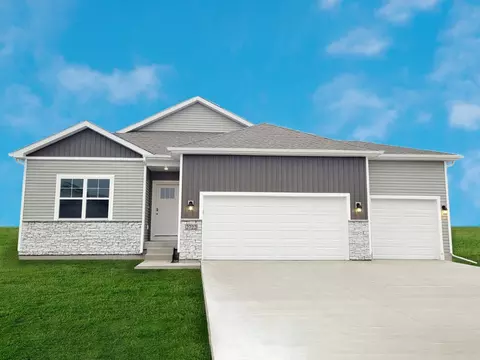 2865 Prairielight Dr, Hiawatha, IA 52233