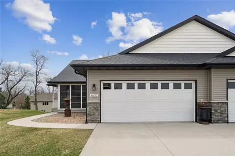 1603 Petrus NE, Cedar Rapids, IA 52402